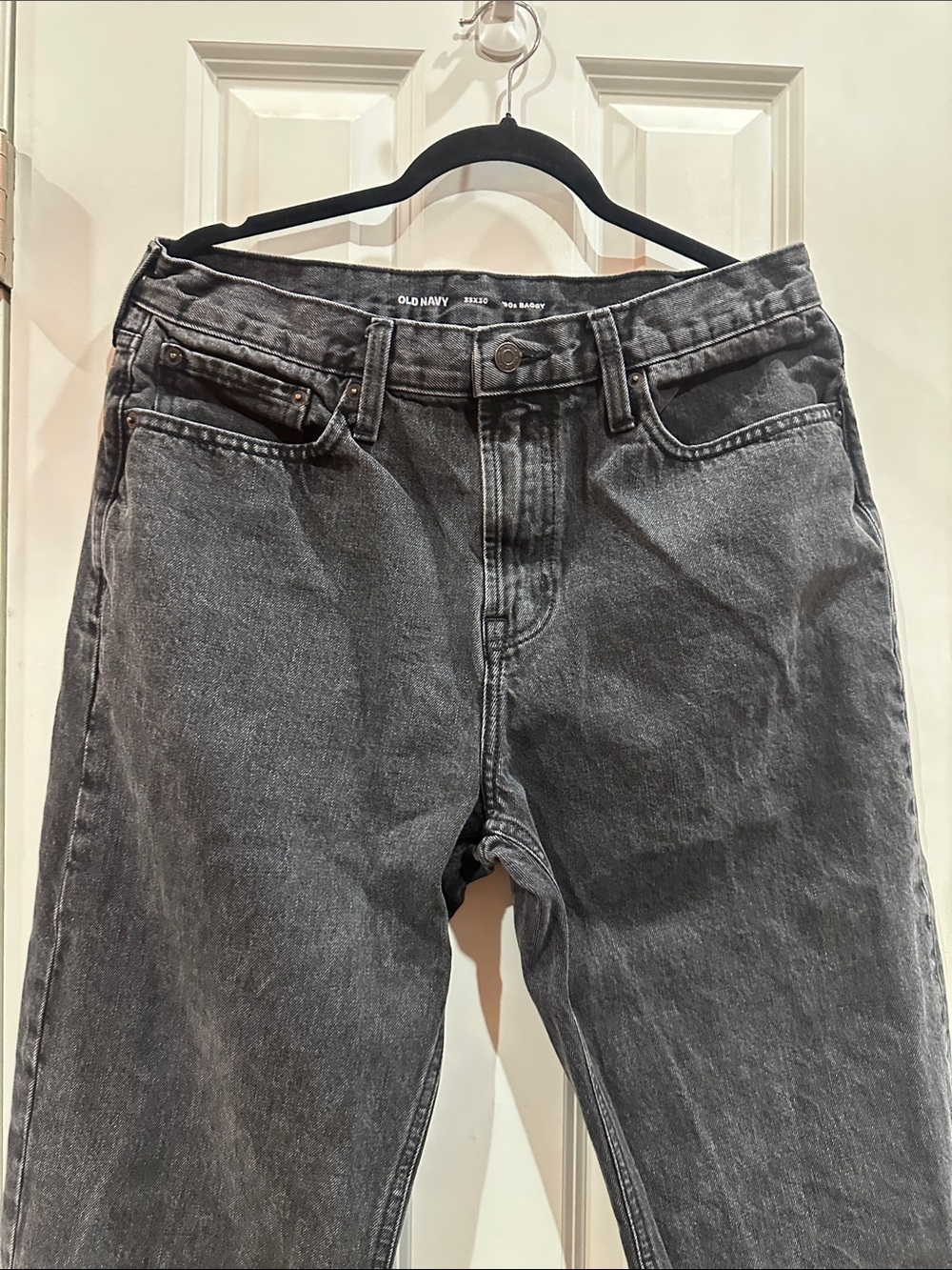 NWOT Old Navy Men's Charcoal Relaxed Straight Jeans size 33X30 - Picture 3 of 10